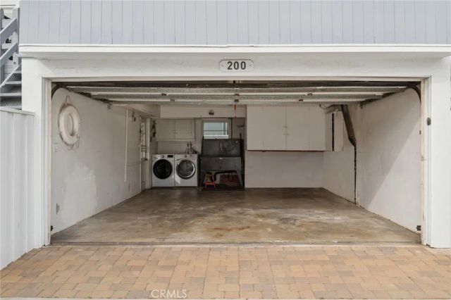 200 Grand Canal, Newport Beach, CA 92662