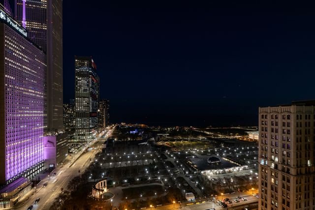 130 N Garland Court 2409, Chicago, IL 60602
