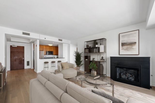 130 N Garland Court 2409, Chicago, IL 60602