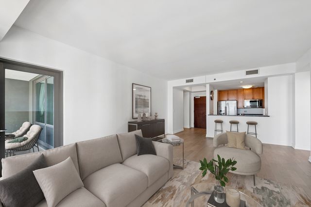 130 N Garland Court 2409, Chicago, IL 60602