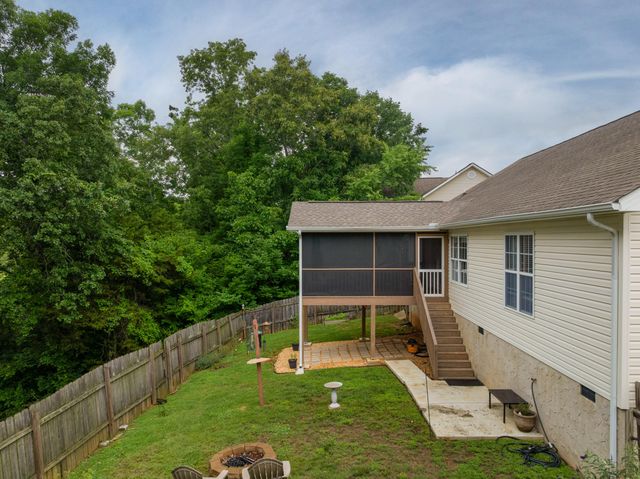 562 Bluff View Drive, Ringgold, GA 30736