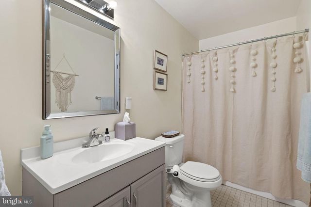 2323 BATTLEFIELD RD, Fishers Hill, VA 22626