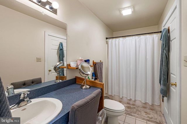 2323 BATTLEFIELD RD, Fishers Hill, VA 22626