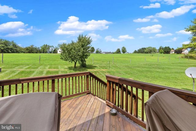 2323 BATTLEFIELD RD, Fishers Hill, VA 22626