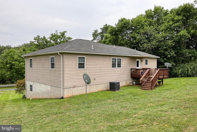2323 BATTLEFIELD RD, Fishers Hill, VA 22626