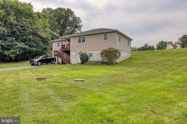 2323 BATTLEFIELD RD, Fishers Hill, VA 22626