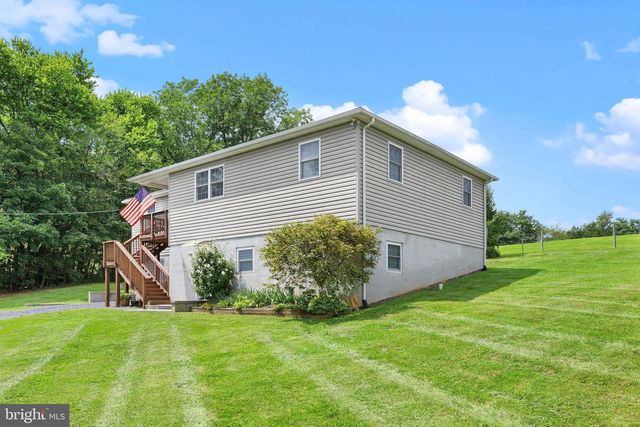 2323 BATTLEFIELD RD, Fishers Hill, VA 22626