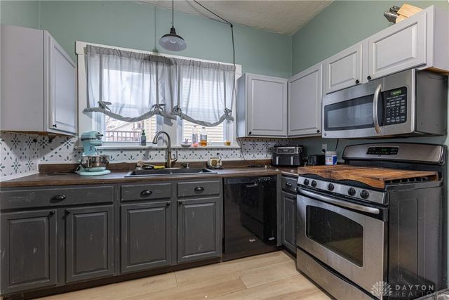 308 Ridge Road, Springfield, OH 45503