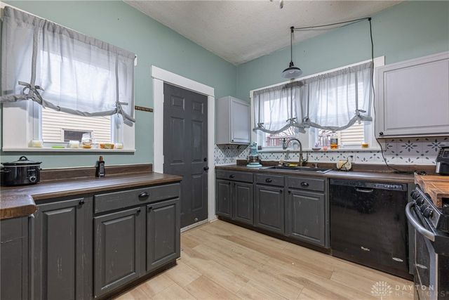 308 Ridge Road, Springfield, OH 45503