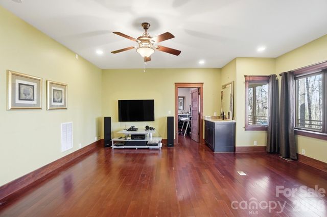 17928 Pages Pond Court, Davidson, NC 28036