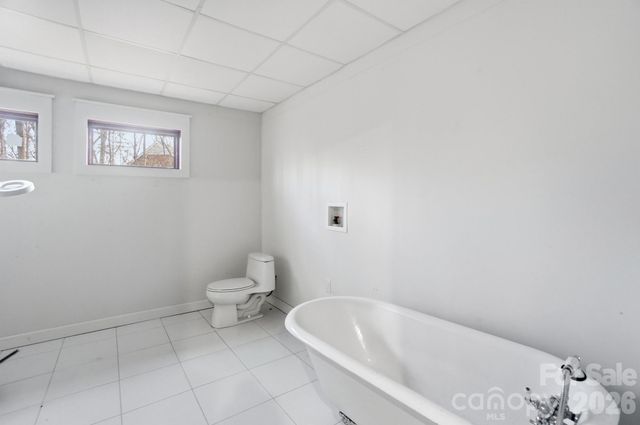 17928 Pages Pond Court, Davidson, NC 28036