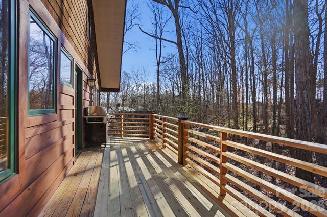 17928 Pages Pond Court, Davidson, NC 28036