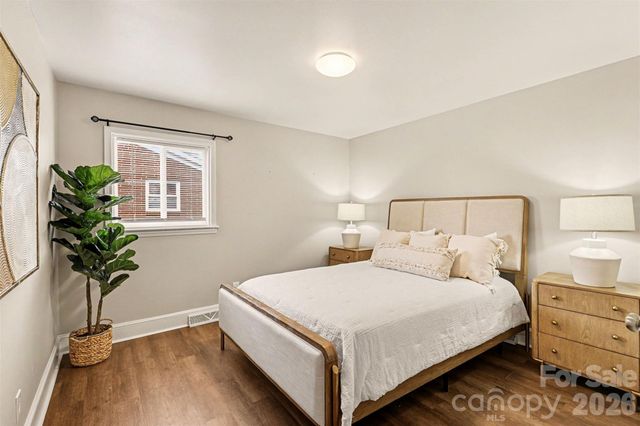 3430 Meredith Avenue, Charlotte, NC 28208