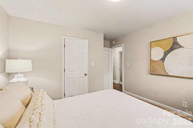 3430 Meredith Avenue, Charlotte, NC 28208