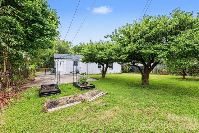3430 Meredith Avenue, Charlotte, NC 28208