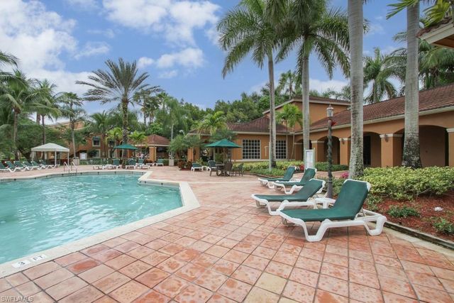 1230 Wildwood Lakes BLVD 202, Naples, FL 34104
