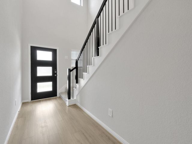 104 Clay Creek Lane, Montgomery, TX 77316