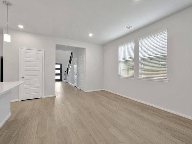 104 Clay Creek Lane, Montgomery, TX 77316