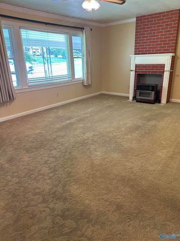 1931 Noccalula Road, Gadsden, AL 35904