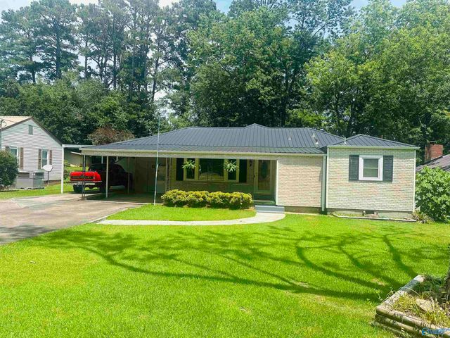 1931 Noccalula Road, Gadsden, AL 35904