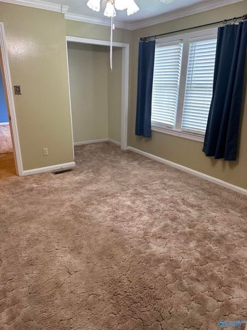1931 Noccalula Road, Gadsden, AL 35904
