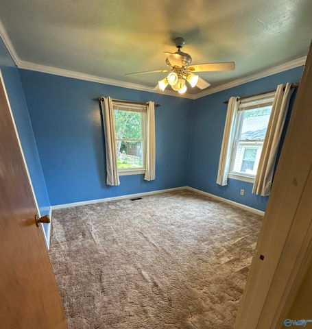 1931 Noccalula Road, Gadsden, AL 35904