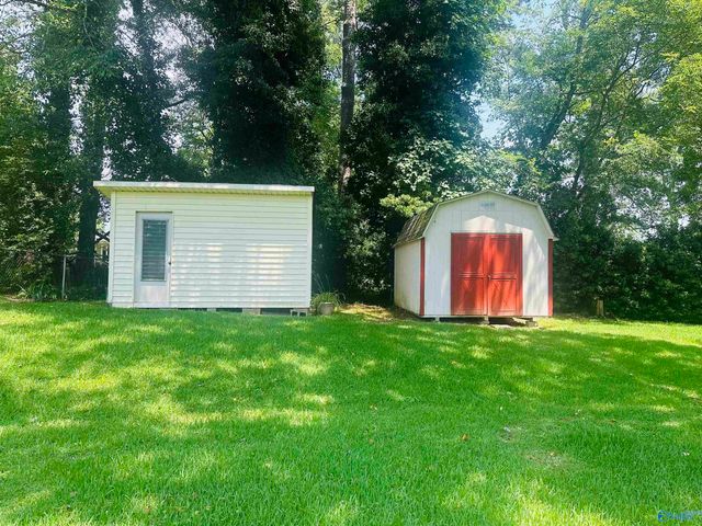 1931 Noccalula Road, Gadsden, AL 35904