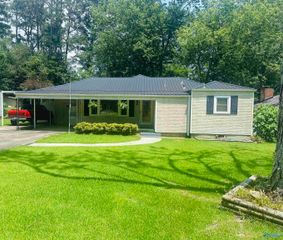 1931 Noccalula Road, Gadsden, AL 35904