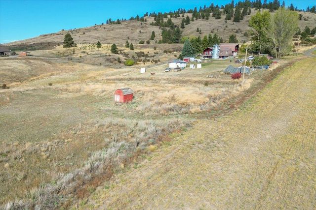 10990 S Fruit. Appx St, Spokane, WA 99223