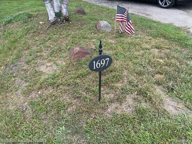 0000 Highland Park Drive, Highland, MI 48356