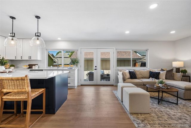 7570 S Rosemary Circle, Centennial, CO 80112