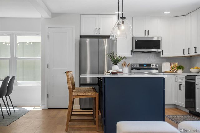 7570 S Rosemary Circle, Centennial, CO 80112