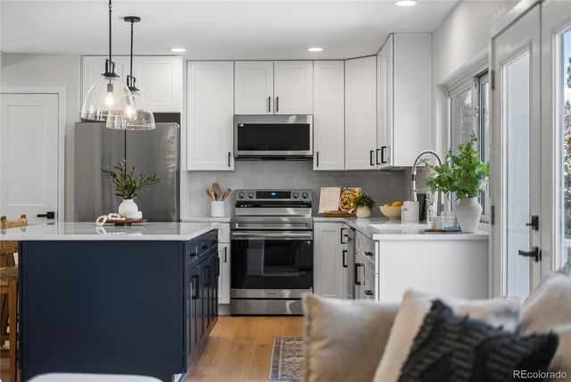 7570 S Rosemary Circle, Centennial, CO 80112