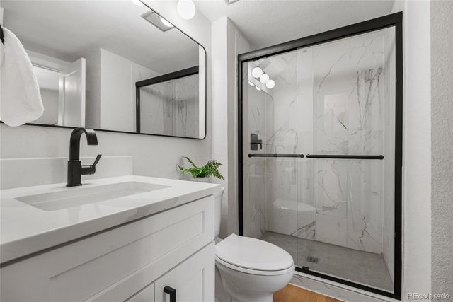 7570 S Rosemary Circle, Centennial, CO 80112