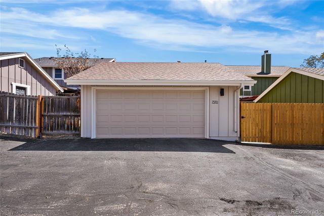 7570 S Rosemary Circle, Centennial, CO 80112