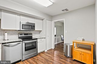 4 CANDLEMAKER CT #301, Baltimore, MD 21208