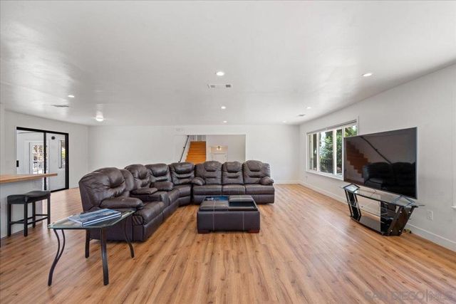 3548 Laurashawn Ln, Escondido, CA 92026