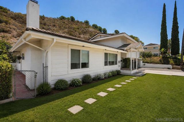 3548 Laurashawn Ln, Escondido, CA 92026