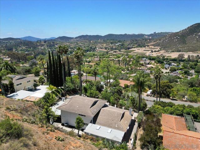 3548 Laurashawn Ln, Escondido, CA 92026