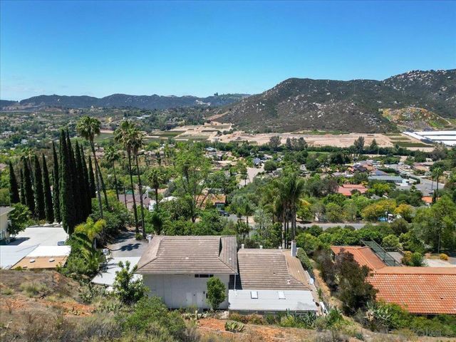 3548 Laurashawn Ln, Escondido, CA 92026