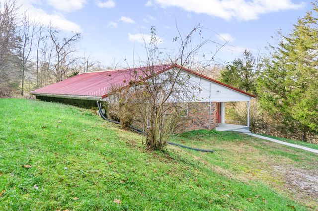 51 Turkeytown Rd, Hilham, TN 38568