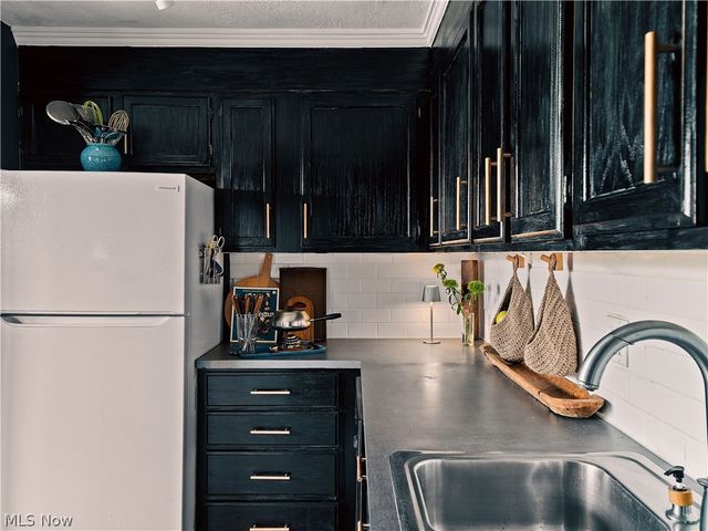 53 Greenfield Court, Berea, OH 44017