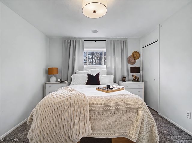 53 Greenfield Court, Berea, OH 44017