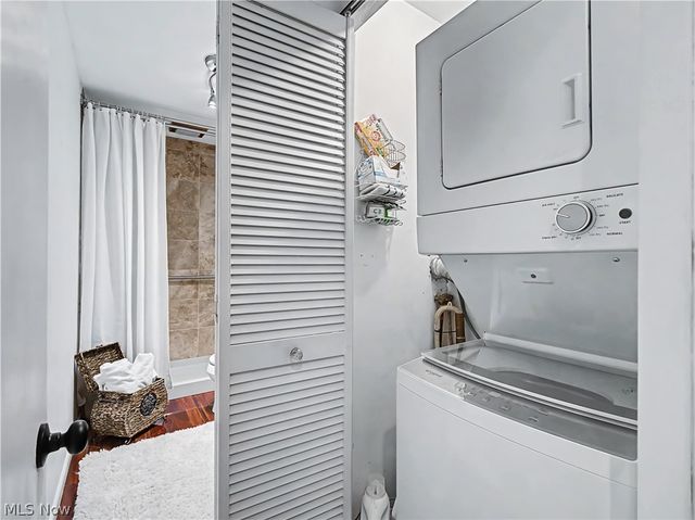 53 Greenfield Court, Berea, OH 44017