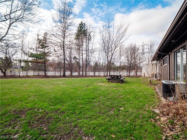 53 Greenfield Court, Berea, OH 44017