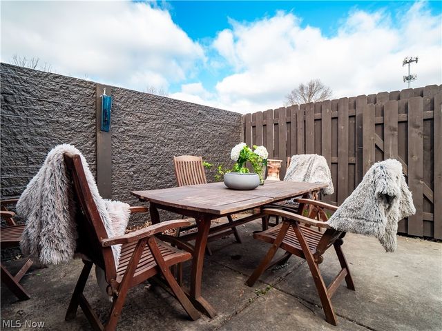 53 Greenfield Court, Berea, OH 44017