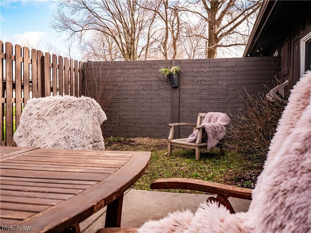 53 Greenfield Court, Berea, OH 44017