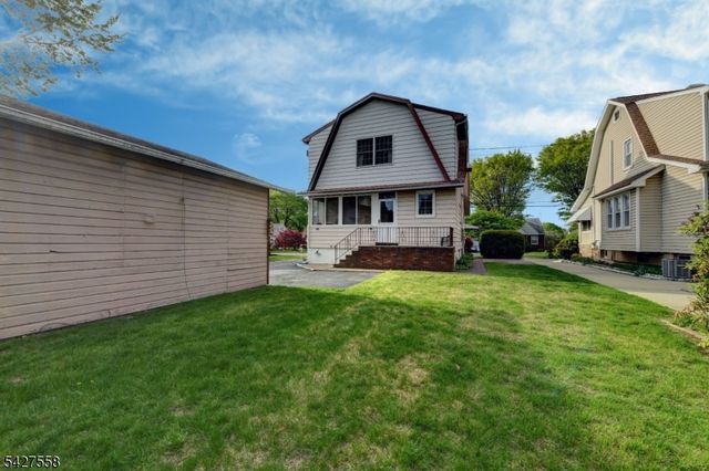 15 Bellair Ave, Fair Lawn Boro, NJ 07410