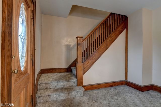 15 Bellair Ave, Fair Lawn Boro, NJ 07410