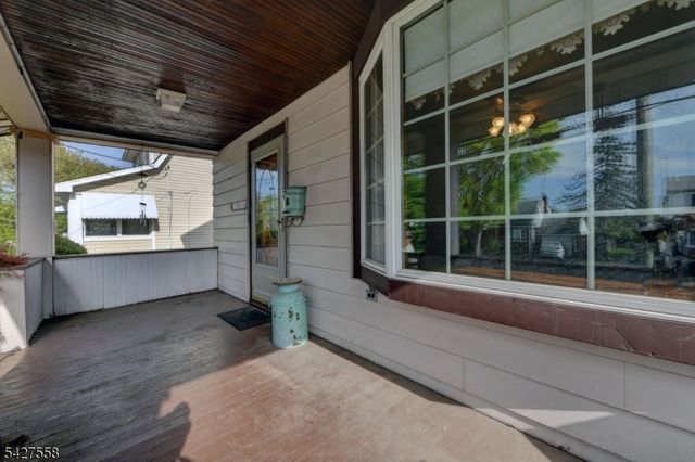 15 Bellair Ave, Fair Lawn Boro, NJ 07410